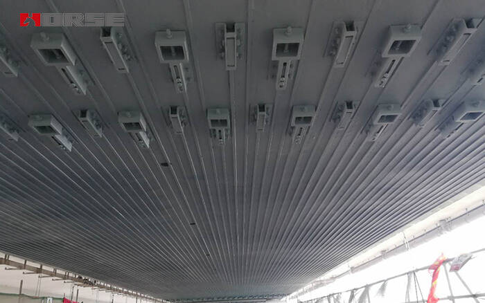 Advanced composites in bridge construction and repair Advanced composites in bridge construction and repair