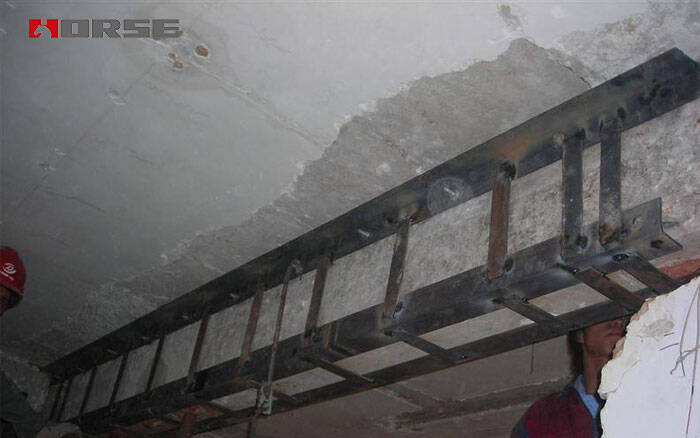 Strengthening concrete beams with steel plates Strengthening concrete beams with steel plates