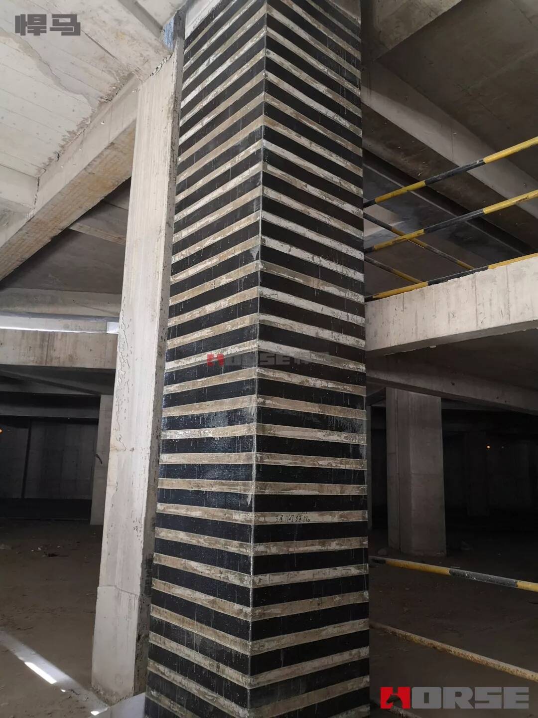 column strengthened with CFRP column strengthened with CFRP