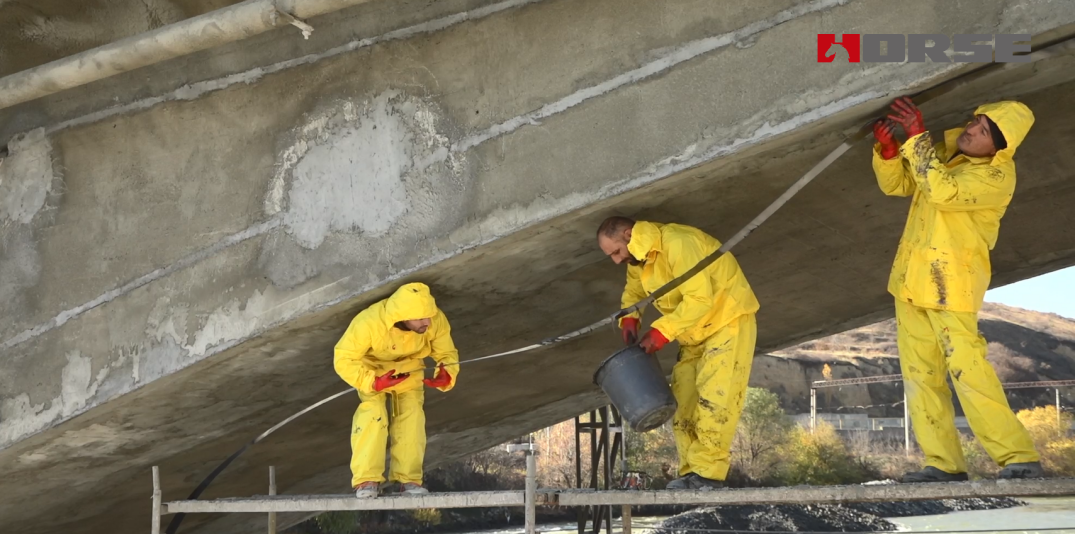 Reinforced Exposed Concrete Bridge With Carbon Fiber Strip Reinforced Exposed Concrete Bridge With Carbon Fiber Strip