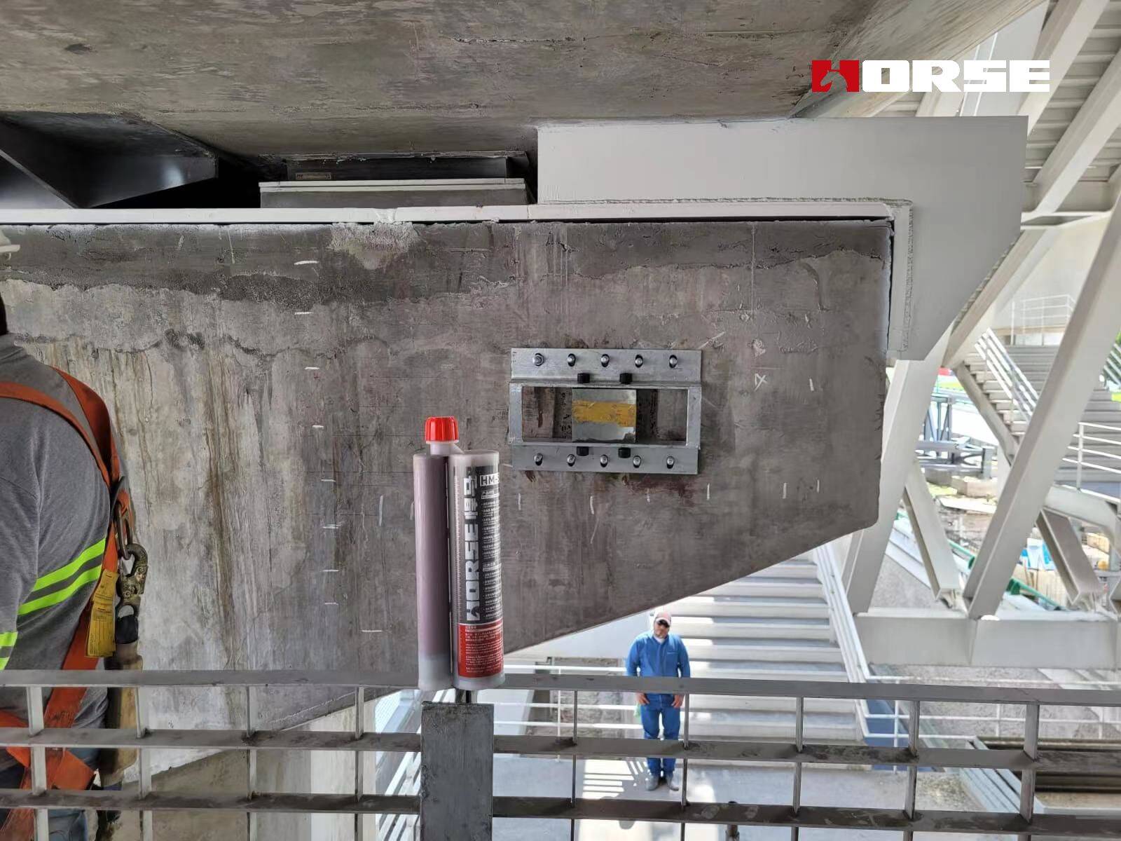 Strengthening of Bridge Structures with post tensioned CFRP plates Strengthening of Bridge Structures with post tensioned CFRP plates