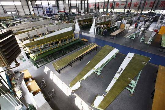 Shanghai commercial aircraft factory reinforcement:steel jacketing